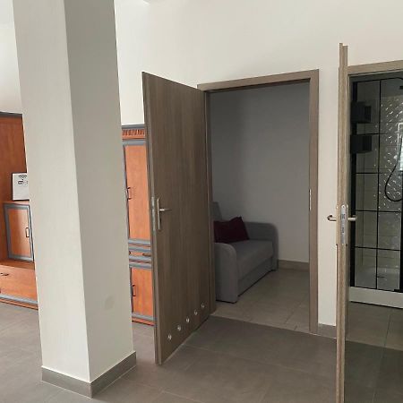 Apartamenty Pod Wierzbami Dwikozy Bagian luar foto